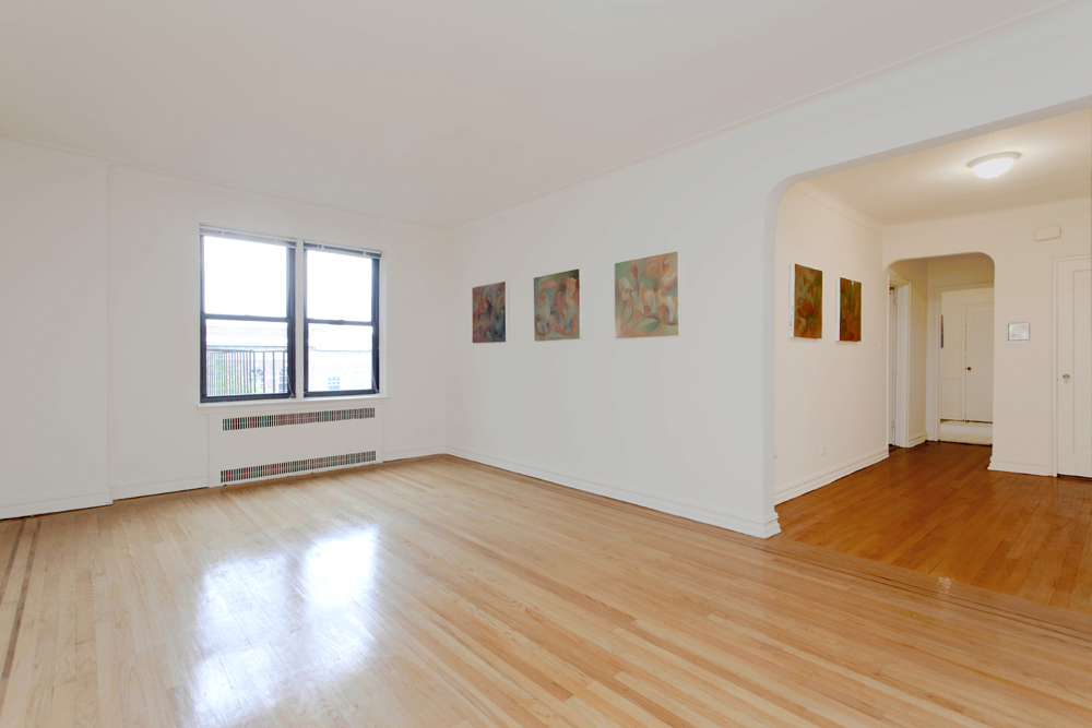 COOP for SALE - - 35-36 76th Street, #629, Jackson Heights, NY 11372 Living Room