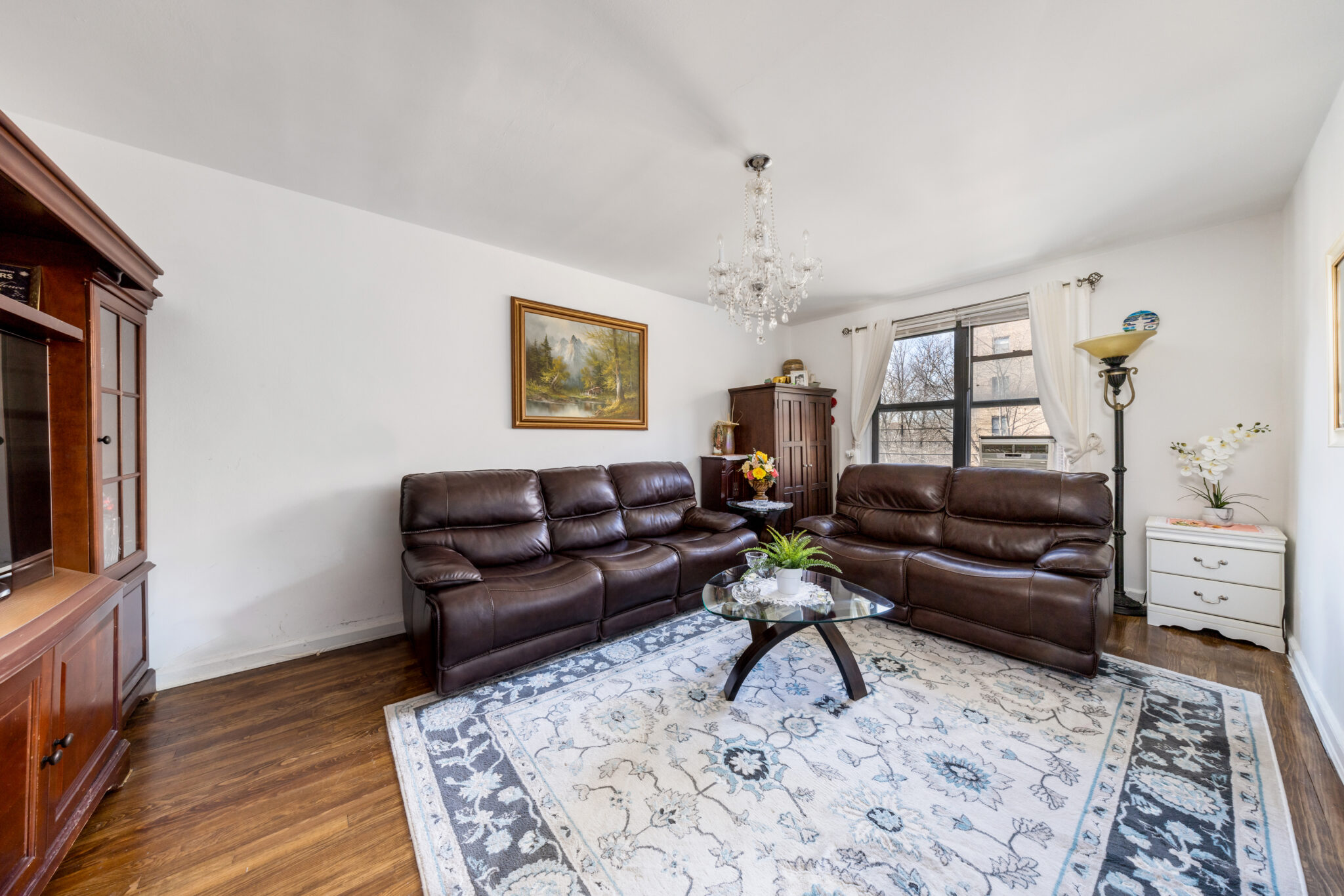 JACKSON HEIGHTS REAL ESTATE LISTINGS – Jackson Heights Queens Coop